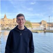 ¡Hola! Soy estudiante de Enfermería y ofrezco clases particulares de Biología para estudiantes de ESO y Bachiller